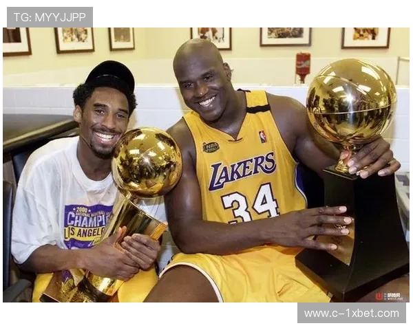 水花兄弟主宰NBA单赛季队友双人组三分命中数前五榜单