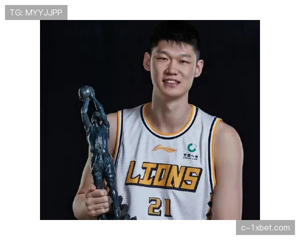 胡金秋19.1分8.3篮板稳定输出 广厦内线核心彰显MVP价值